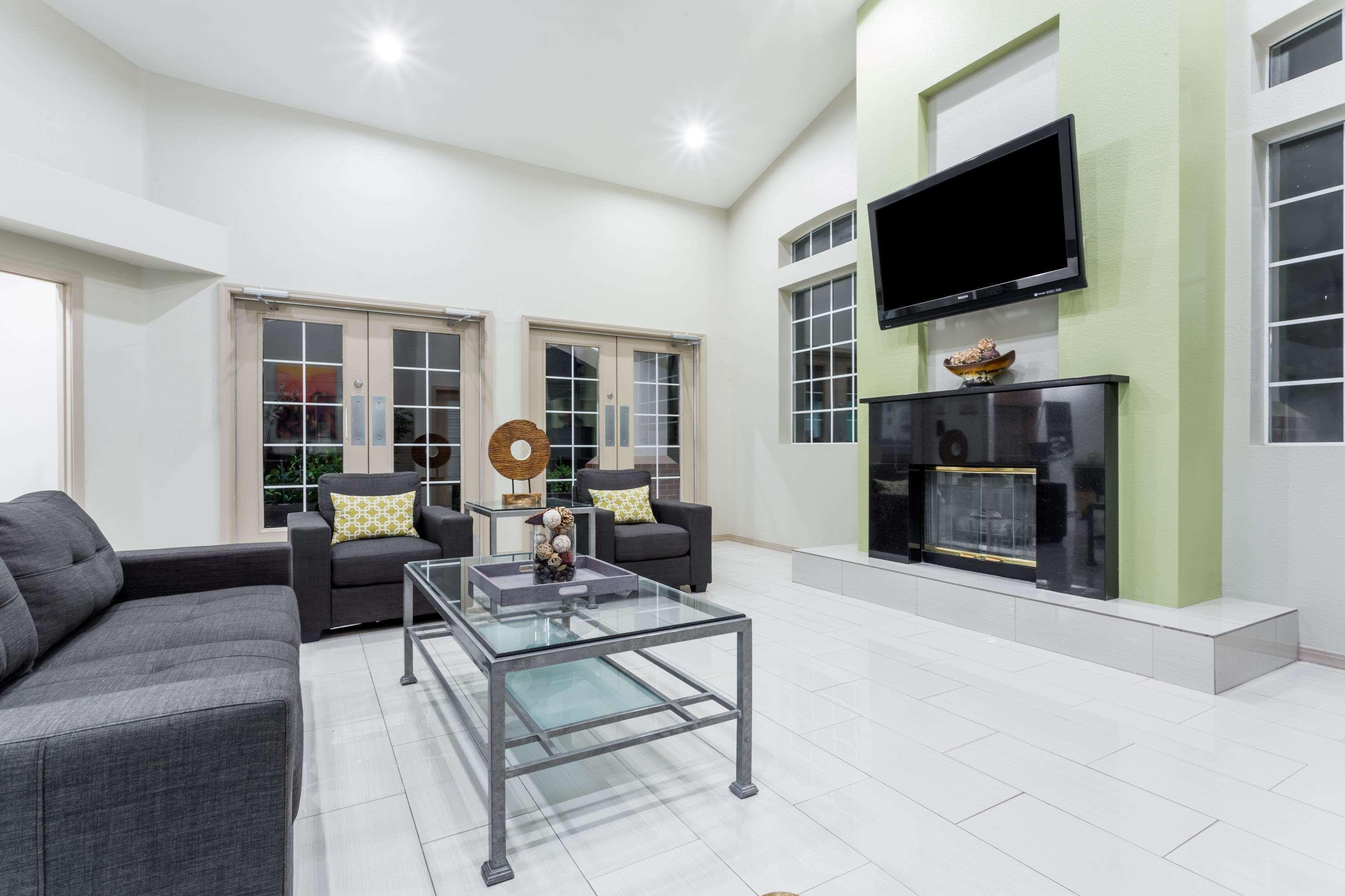 Hawthorn Suites By Wyndham Chandler Εξωτερικό φωτογραφία