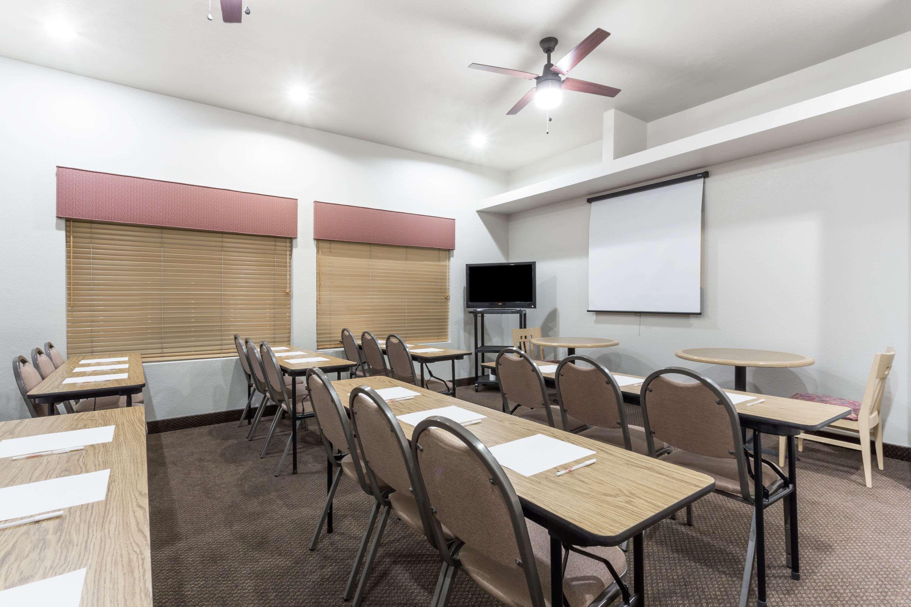 Hawthorn Suites By Wyndham Chandler Εξωτερικό φωτογραφία